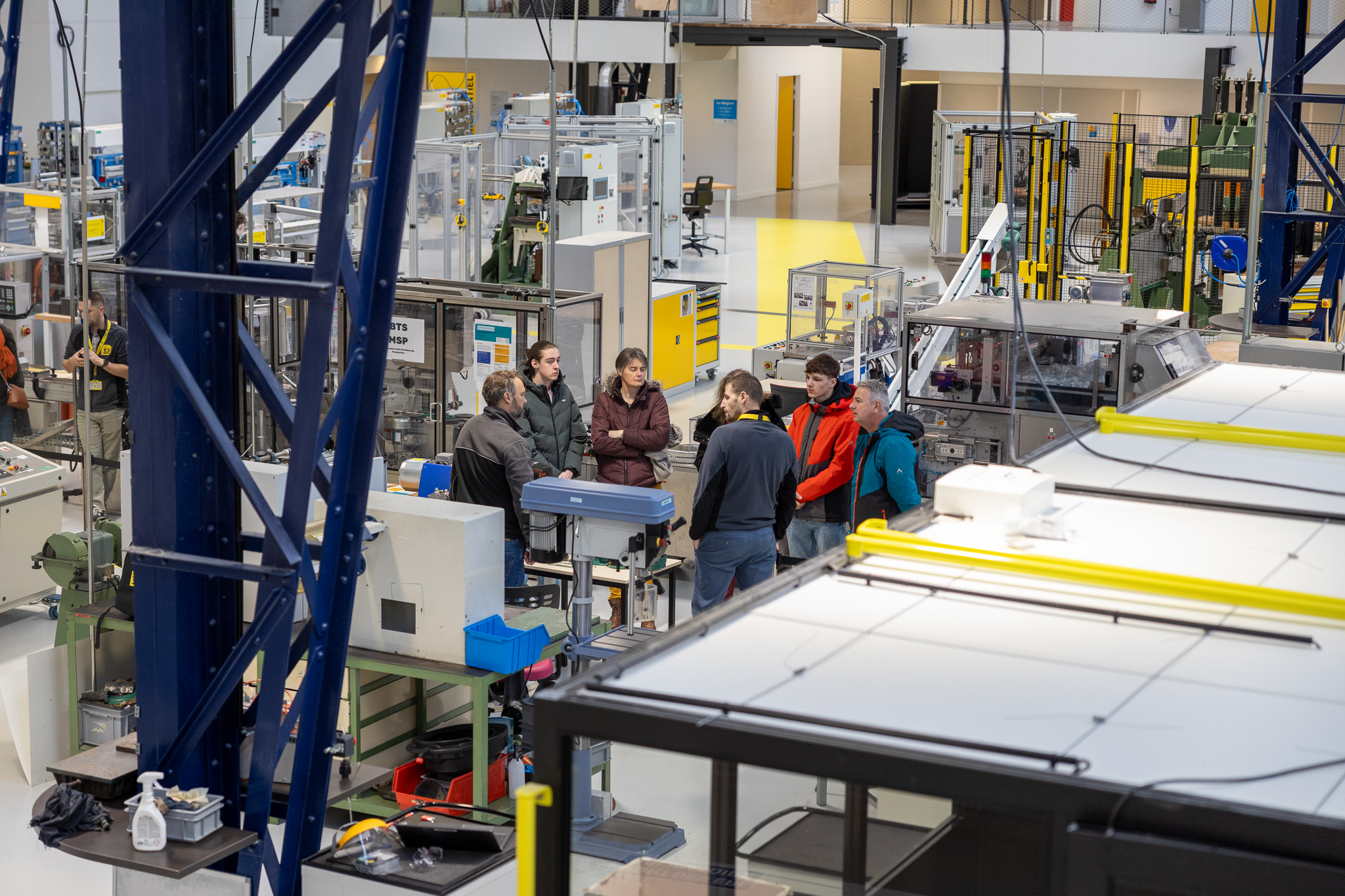 porte ouvertes de hall 32 sur le plateau technique
